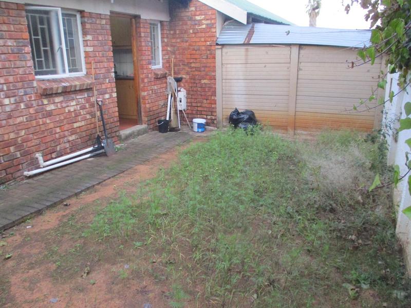 2 Bedroom Property for Sale in Uitsig Free State